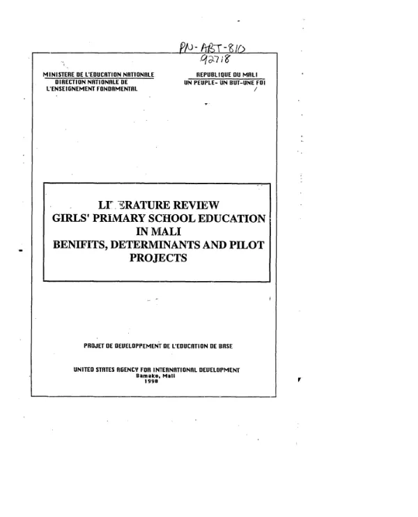 Literature review : girl"s primary school education in Mali -- benifits [i.e. benefits], determinants and pilot projects